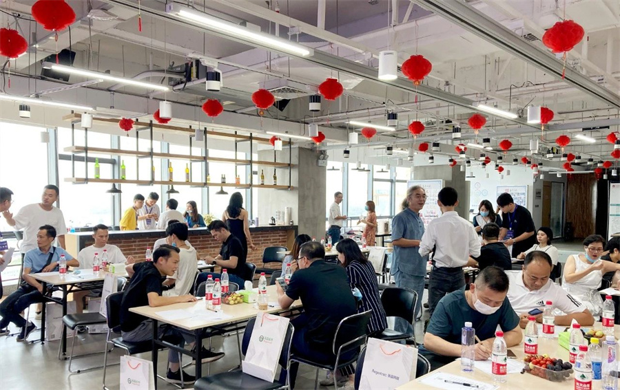 服饰供应链驶入快车道，ToB企业机会在哪里？| 资源对接会实录.jpg