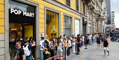 Labubu席卷全球背后丨2025中国消费品牌出海：从卖产品到塑品牌的跃迁