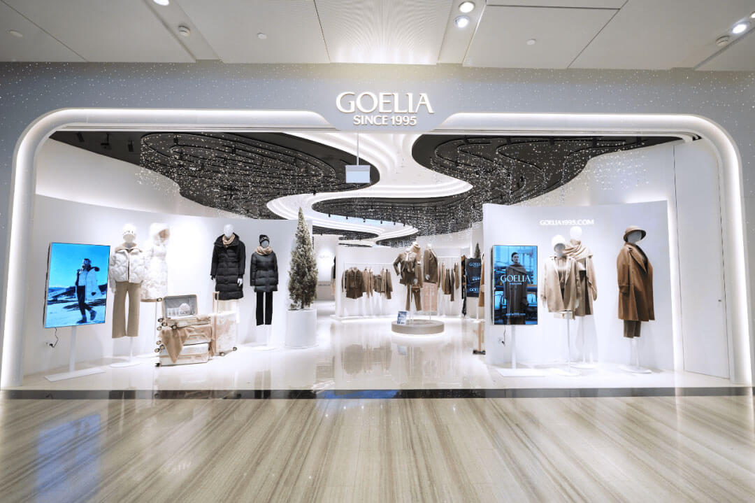 服装品牌半年报解析：出海无基因，国内无增长？