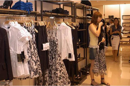 服装店卖货怎样快速抓住衣服卖点？.jpg